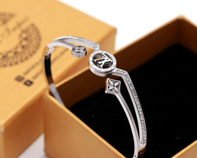 Delicate White Gold Plated Bracelet