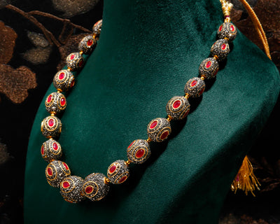 Black and Red Multi-Bead Necklace Set