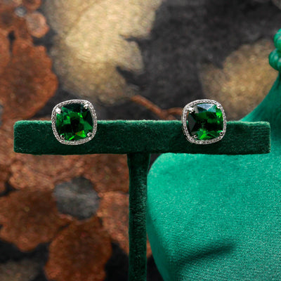 Lush Green Beads & Gold Accent Jewelry Set