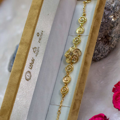 Elegant Floral design bracelet for women