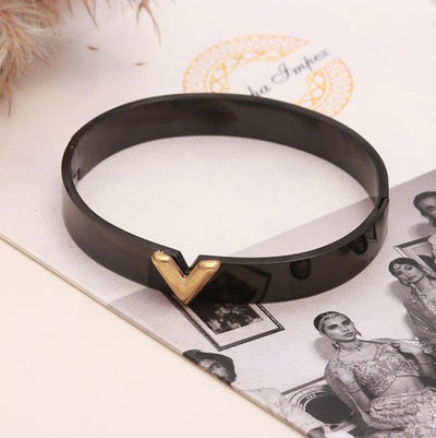 Sleek Daily Wear Black Band Bracelet